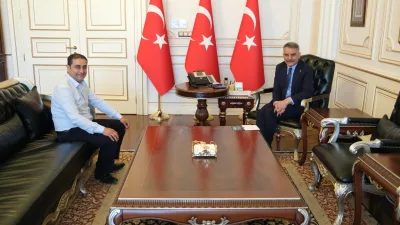 Ahmet Taşkesen, Yerköy’de açacağı Bellona mağazasının açılışına Vali Mehmet Ali