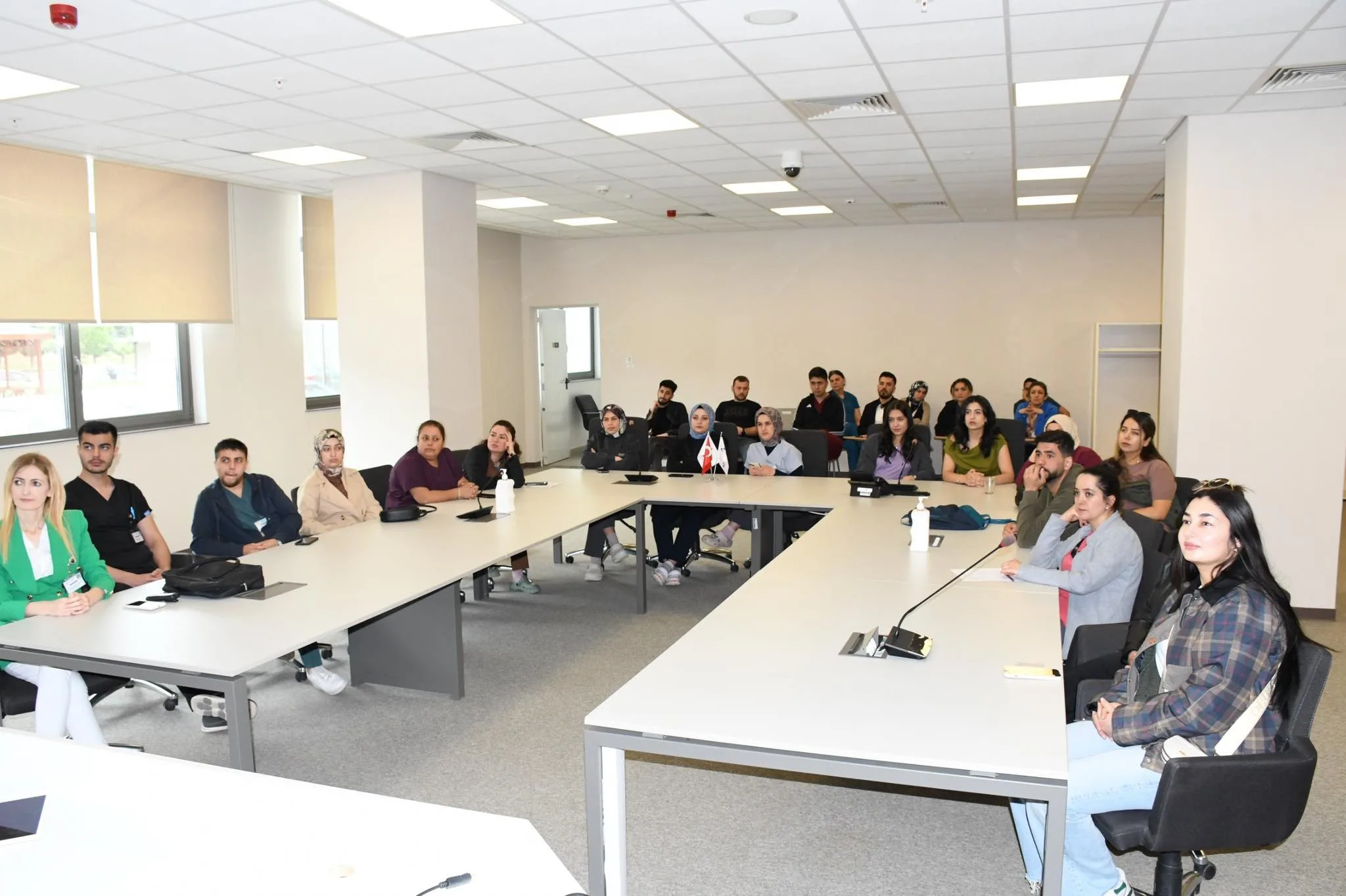 Yozgat Şehir Hastanesi’nde görevli Acil Servis personeline, Adli Tıp Hekimi