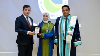 Kaymakam Murat Görmüş, Çiçekdağı Meslek Yüksekokulu’nun 2024-2025 eğitim yılı mezuniyet