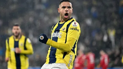 Fenerbahçe'nin yıldız golcüsü Youssef En-Nesyri, rekor bonservisle transfer olmaya hazırlanıyor.