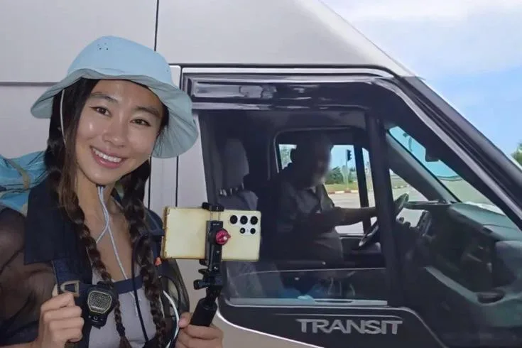 Gerek Türkiye'yi dolaşan Güney Koreli sosyal medya ünlüsü Mhyochi, Kadıköy