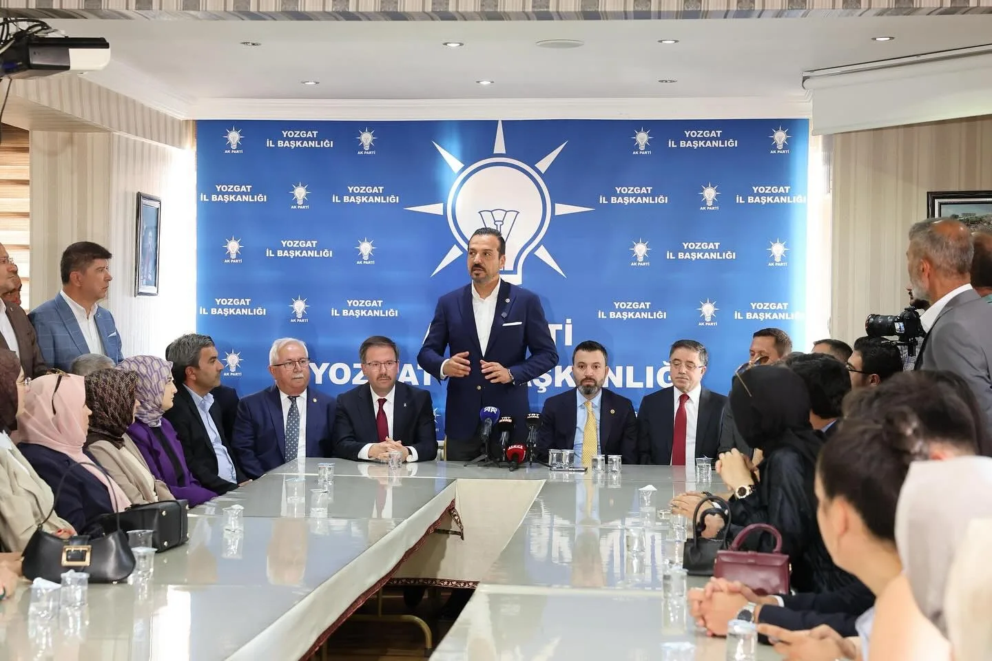 AK Parti Genel Başkan Yardımcısı Kürşad Zorlu, ana muhalefet partisi