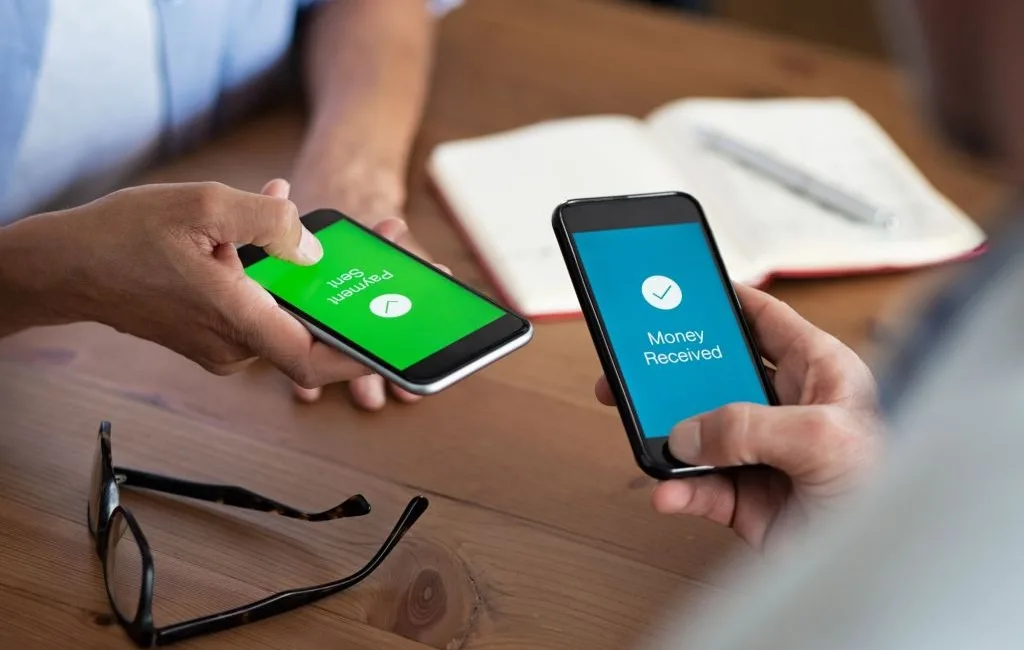 Yapay zekâ destekli sistemlerle geliştirilen denetim mekanizmaları sayesinde, bireysel para