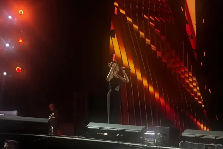 Ünlü şarkıcı Ebru Yaşar, Kültür ve Turizm Bakanlığı’nın organize ettiği