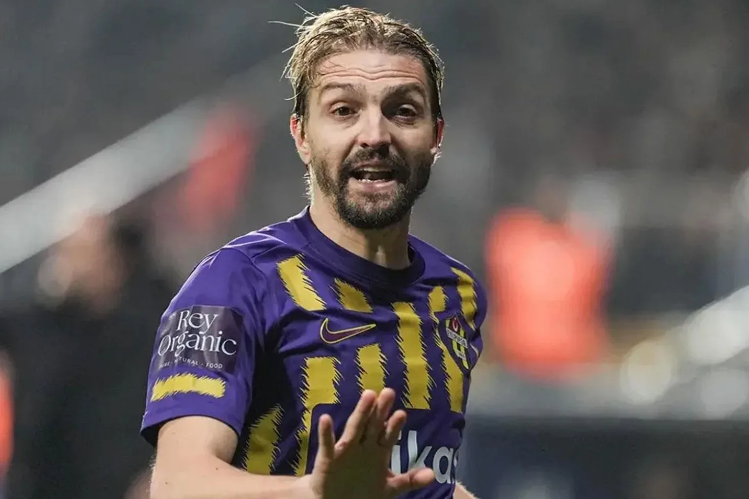 Caner Erkin'in transfer sürecinde beklenmedik bir gelişme yaşandı. Eyüpspor ile