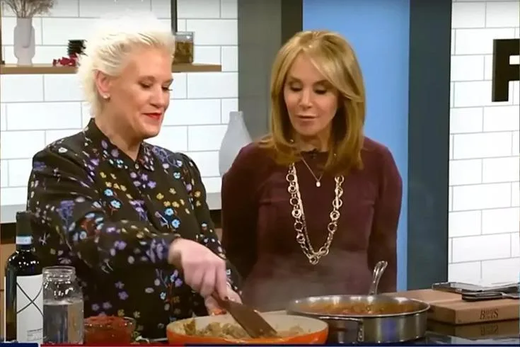 Bir hafta önce kendi evinde cansız bedeni bulunan tanınmış şef