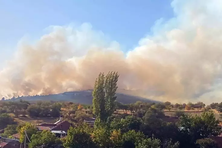 The scorching heat and strong wind in Seyitgazi district of