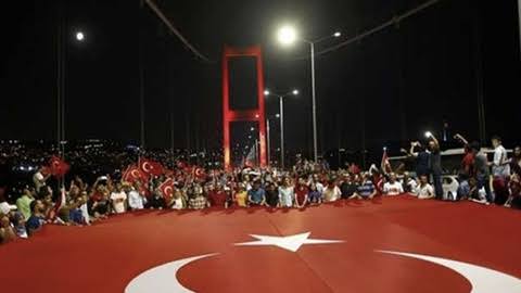 Demokrasi ve Milli Birlik Günü öncesi 14 Temmuz'un yarım gün