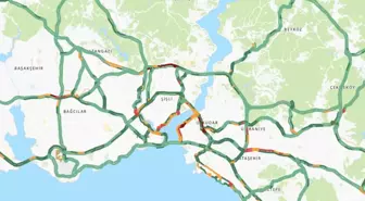 İstanbul'da 15 Temmuz 2025 tarihinde canlı trafik yoğunluğu ölçüldü. Şehirde