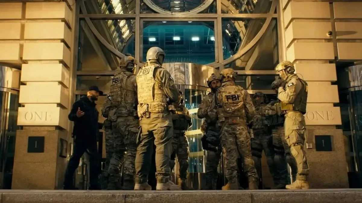 2024 yapımı aksiyon gerilim filmi Arıcı: Ölüm Kovanı (The Beekeeper),