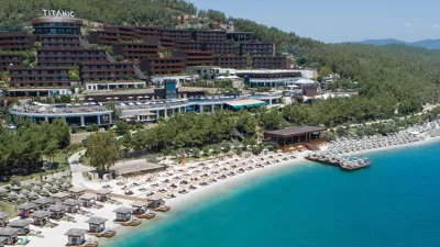 Bodrum, parıltılı ve masmavi denizi ile unutulmaz bir tatil destinasyonu.