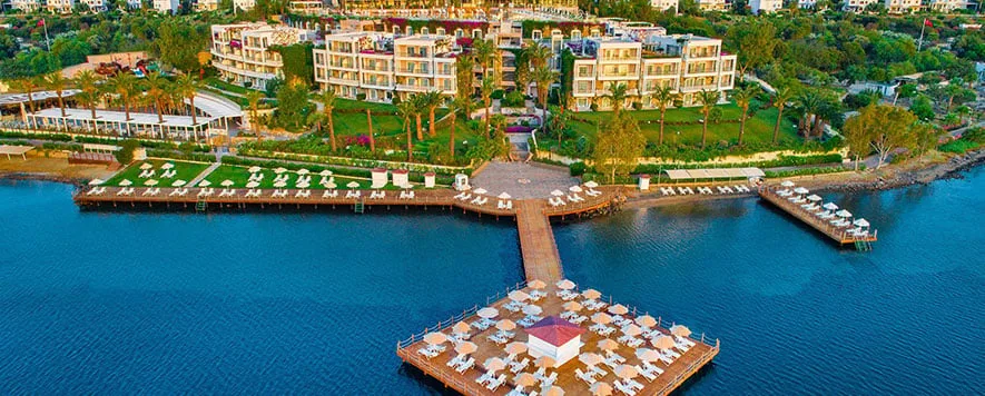 Baia Bodrum Hotel, Torba ve Yalıkavak arasında konumlanmış bir tatil