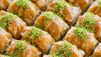 Türkiye’nin farklı şehirlerindeki lezzetleri keşfetmeye hazır mısın? Türkiye’nin çeşitli bölgelerindeki