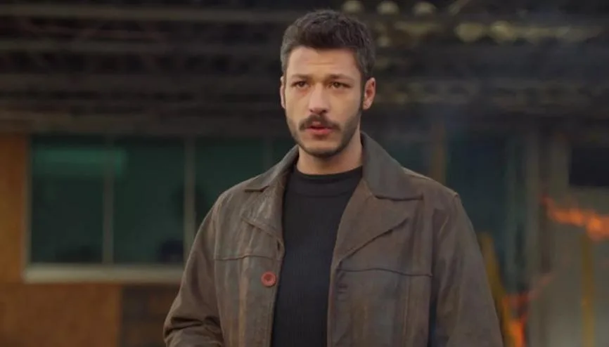 Sosyal medyada yaptığı paylaşımlarla sık sık gündeme gelen Kubilay Aka,