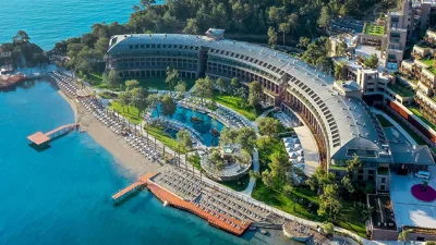 Kemer, Antalya’nın gözde tatil beldelerinden biridir ve NG Phaselis Bay