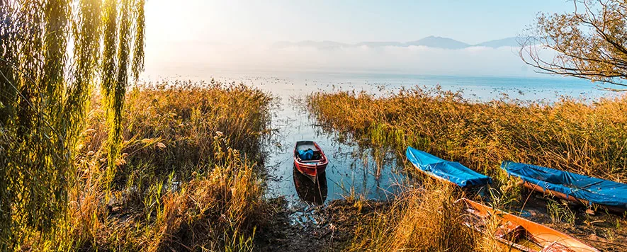 Su gibi aziz olmak demek, suyun özelliklerinden ilham alarak hayatımızı