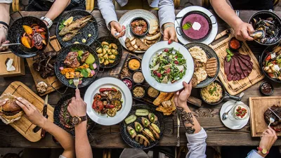 Türk mutfağı, Osmanlı kültüründen günümüze taşınan izlerle zenginleşmiş ve çeşitlenmiş