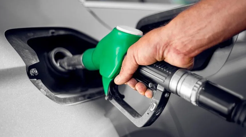 Enerji ve Tabii Kaynaklar Bakanı Dönmez, akaryakıt ürünlerine ÖTV zammı