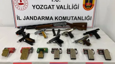 Yozgat’ın Akdağmadeni ilçesinde bir köyde yapılan operasyonda toprağa gömülü çok