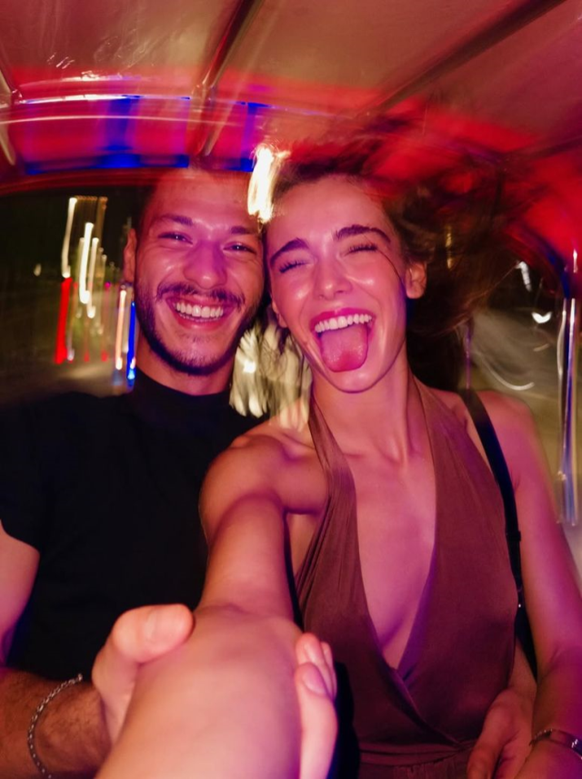 Hafsanur Sancaktutan ve Kubilay Aka çifti Bangkok tatilinde aşka geldi