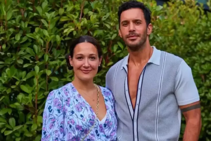 Hande Erçel ile peş peşe iki projede yakın sahnelerde rol