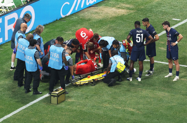 Bayern Münih-PSG maçında şok eden olay! Musiala'nın ayağı kırıldı