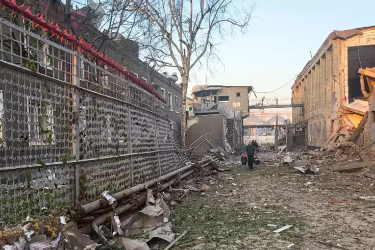 Ukrayna'daki Zaporijya'daki cezaevine yönelik yapılan hava saldırısında 17 kişi öldü,