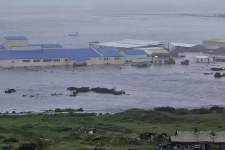 Kamçatka Yarımadası açıklarında meydana gelen büyük 8.8 şiddetindeki depremin ardından