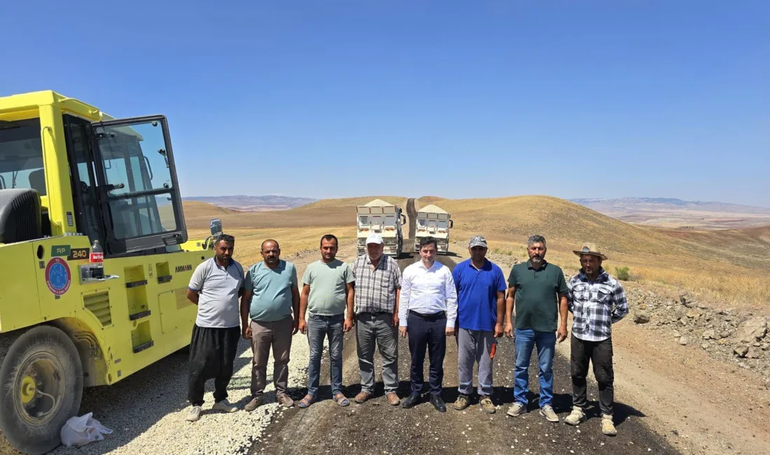 Çiçekdağı Kaymakamı Murat Görmüş, İl Genel Meclis Üyesi Sinan Kılıç