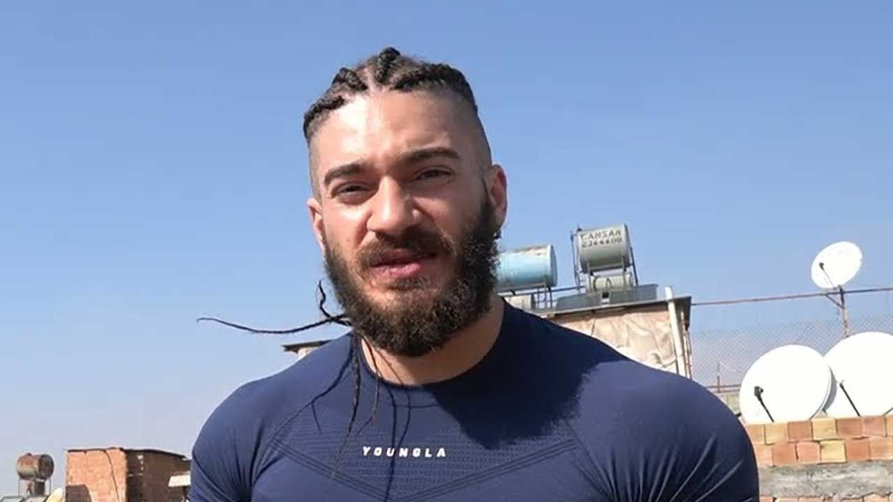 13 yaşındaki bir hayranını darbettiği iddiasıyla gözaltına alınan ve ifadesinin