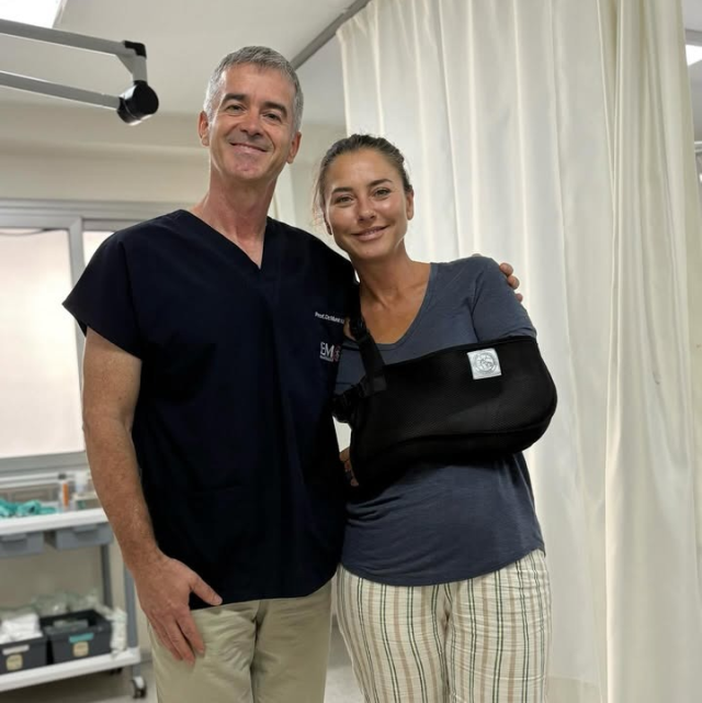 Çeşme tatilinde talihsiz kaza! Ece Uslu ameliyat oldu