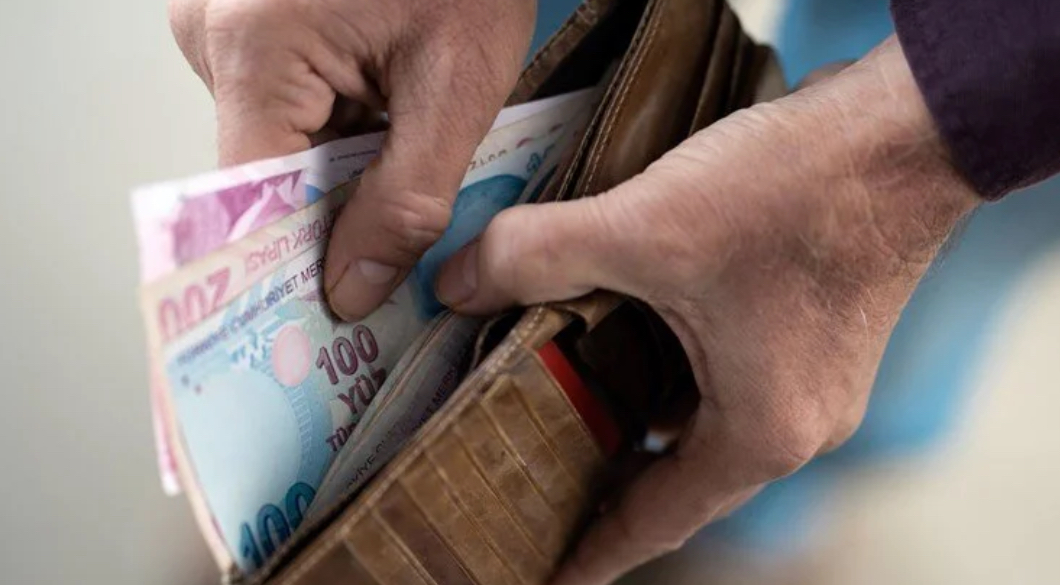 Emekliler için Temmuz ayıyla birlikte promosyon yarışı hız kazandı. Bankalar,