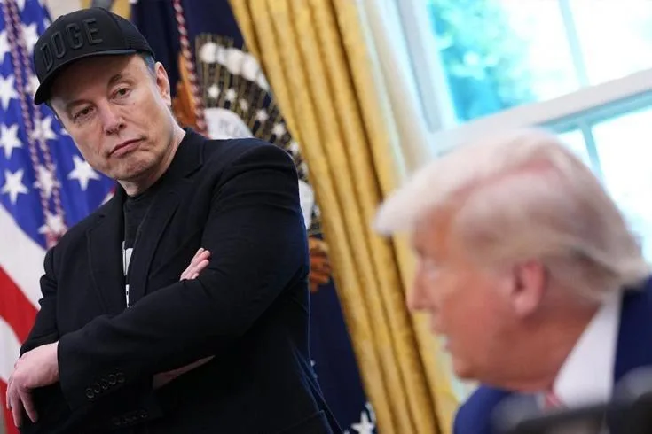 Amerikalı ünlü milyarder Elon Musk, bir parti kurdu. Partisinin adının