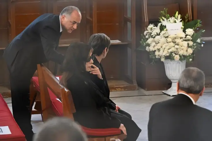 Lübnan'ın ünlü sanatçısı Feyruz, 69 yaşında vefat eden oğlu Ziyad