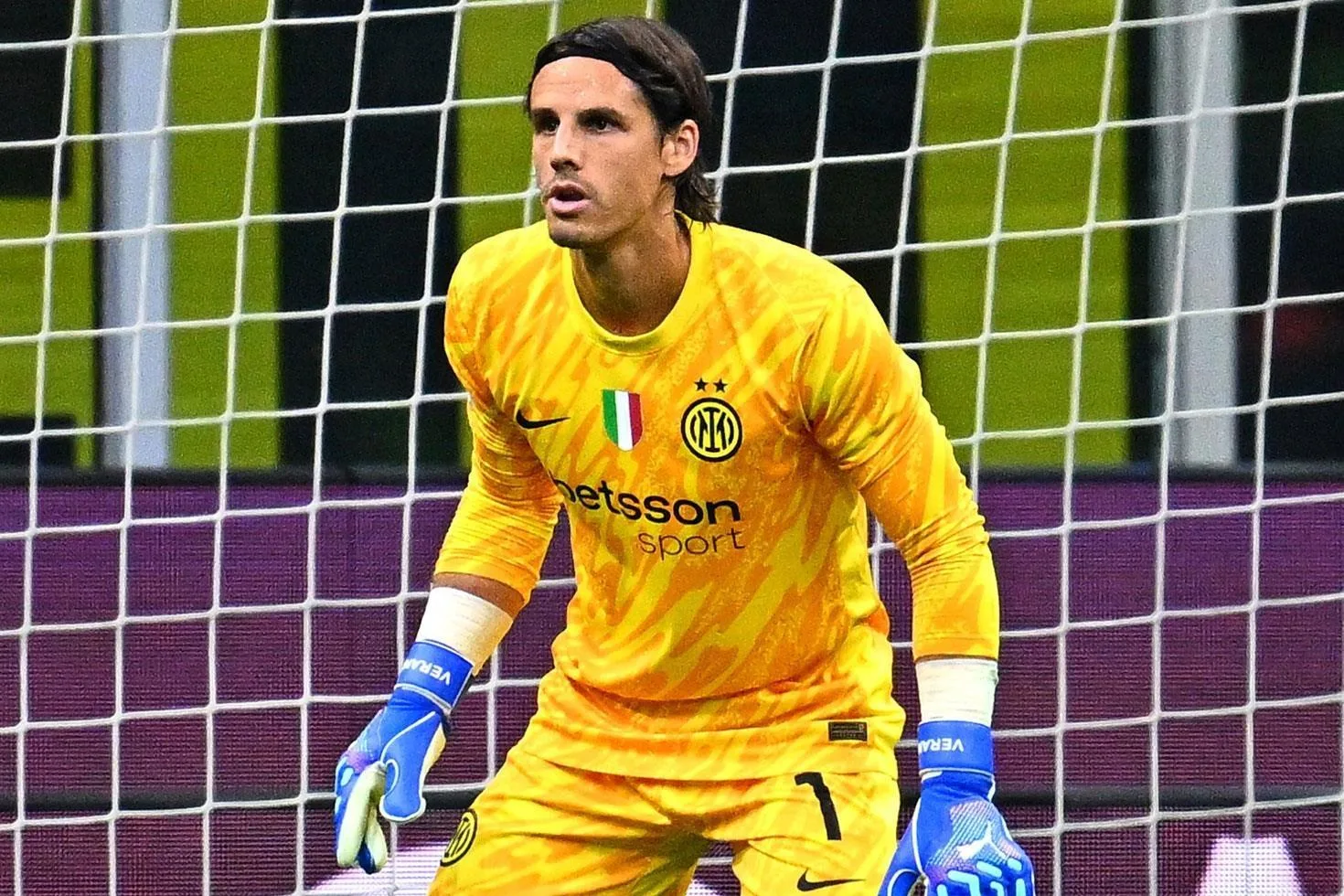 Galatasaray, Muslera'nın ayrılışının ardından kaleci arayışlarını sürdürürken Yann Sommer'i gündemine