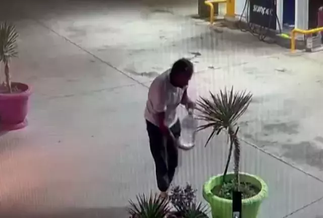 Benzin istasyonundaki görüntüleri ortaya çıktı! İşte ciğerlerimizi yakan o hain