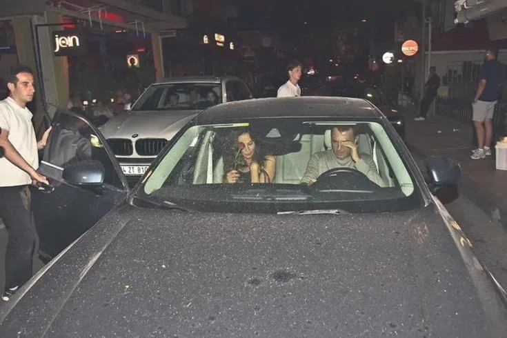 Güzide Duran, eski Beşiktaş Başkanı Fikret Orman ile Arnavutköy’de bir