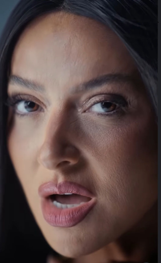 Hadise'den ezber bozan klip! Bu sefer ters köşe yaptı