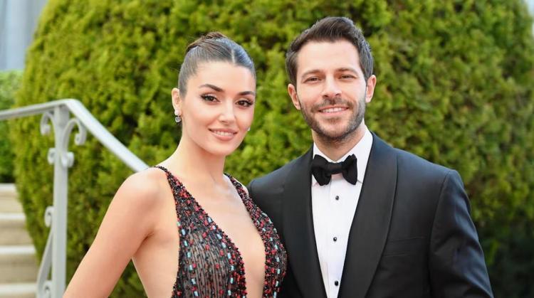 Hande Erçel, Aşkı Hatırla dizisindeki cesur sahneleriyle tanınan bir oyuncu.