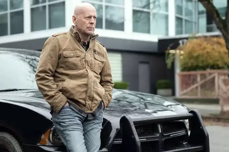 Bruce Willis, Hollywood'un kıymetli isimlerinden biri olarak biliniyor. 2022'de afazi