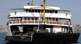 İstanbul Büyükşehir Belediyesi, Şehir Hatları tarafından işletilen İstinye-Çubuklu Arabalı Vapur