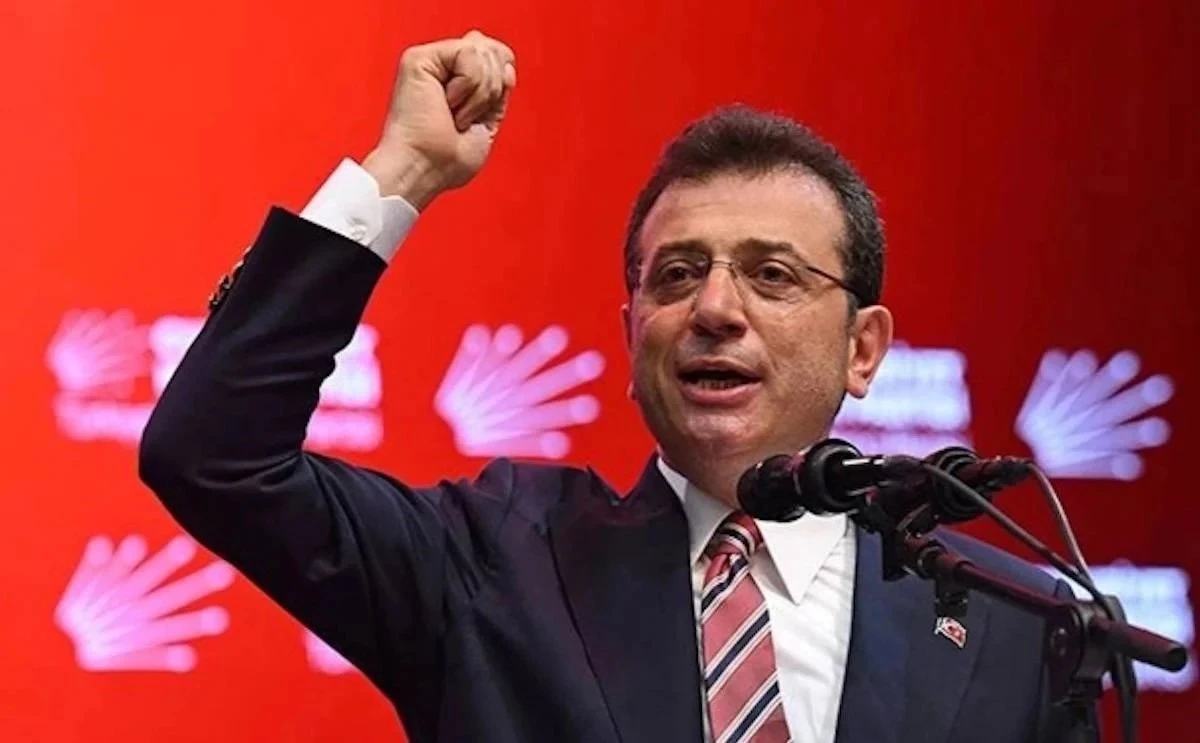 İstanbul Büyükşehir Belediyesi'ne (İBB) ait ihalelerde usulsüzlük yapıldığı iddiasıyla 12