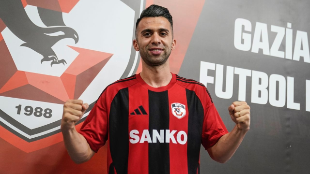 İlk soruda joker kullanan yarışmacının eşi ünlü futbolcu çıktı