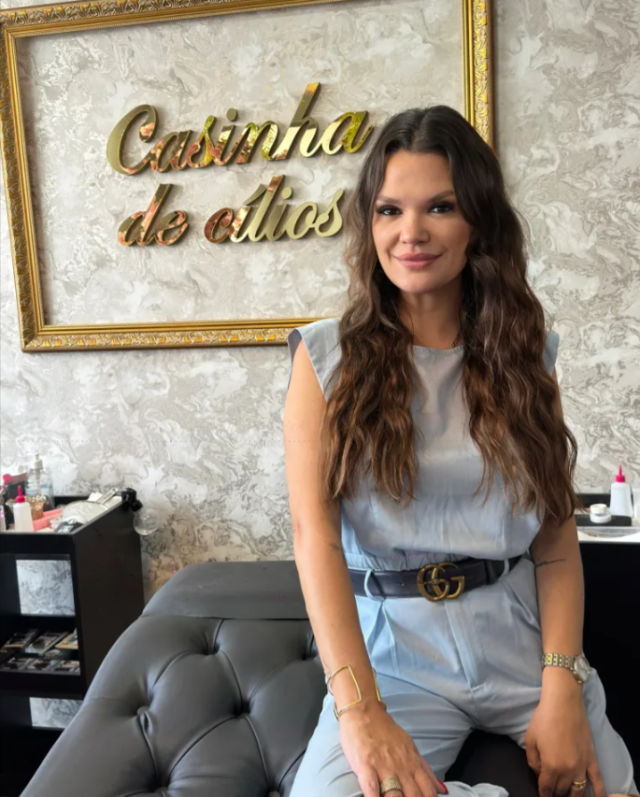 Estetik ameliyatı sırasında kalbi duran fenomen kadın hayatını kaybetti