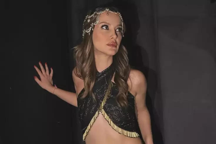 Ünlü oyuncu İrem Helvacıoğlu, ilk kez anne olmaya hazırlandığını sosyal