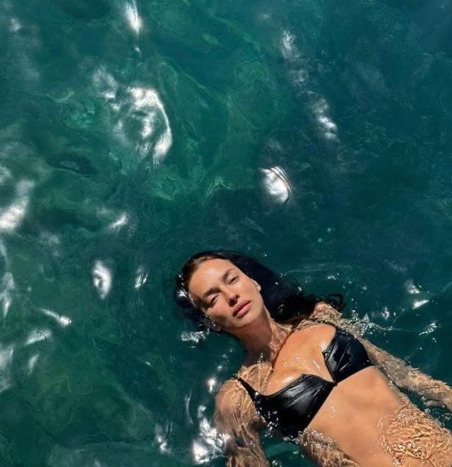 Irina Shayk'tan İstanbul çıkarması! İlk durağı Yerebatan Sarnıcı oldu