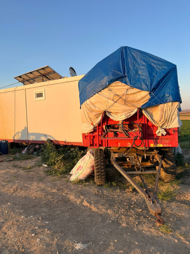 Soyguncular anneyi katletti, 12 yaşındaki oğlu ölü numarası yaparak kurtuldu