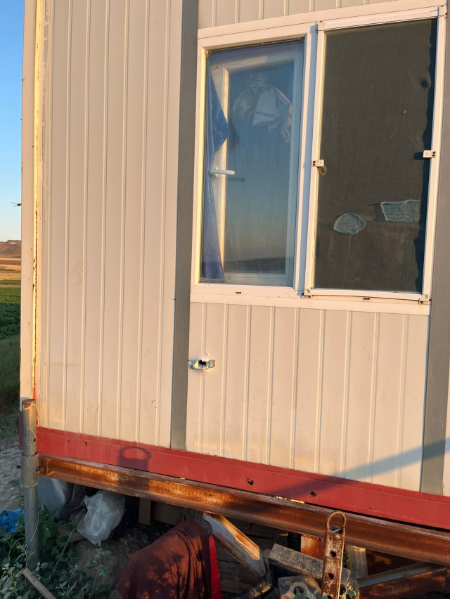 Soyguncular anneyi katletti, 12 yaşındaki oğlu ölü numarası yaparak kurtuldu