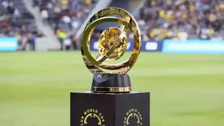 FIFA Kulüpler Dünya Kupası'nda yaşanan sürpriz sonuçlarla iki dev takım