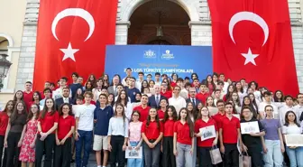 İstanbul Valisi Davut Gül, Liselere Geçiş Sistemi sınavında tam puan